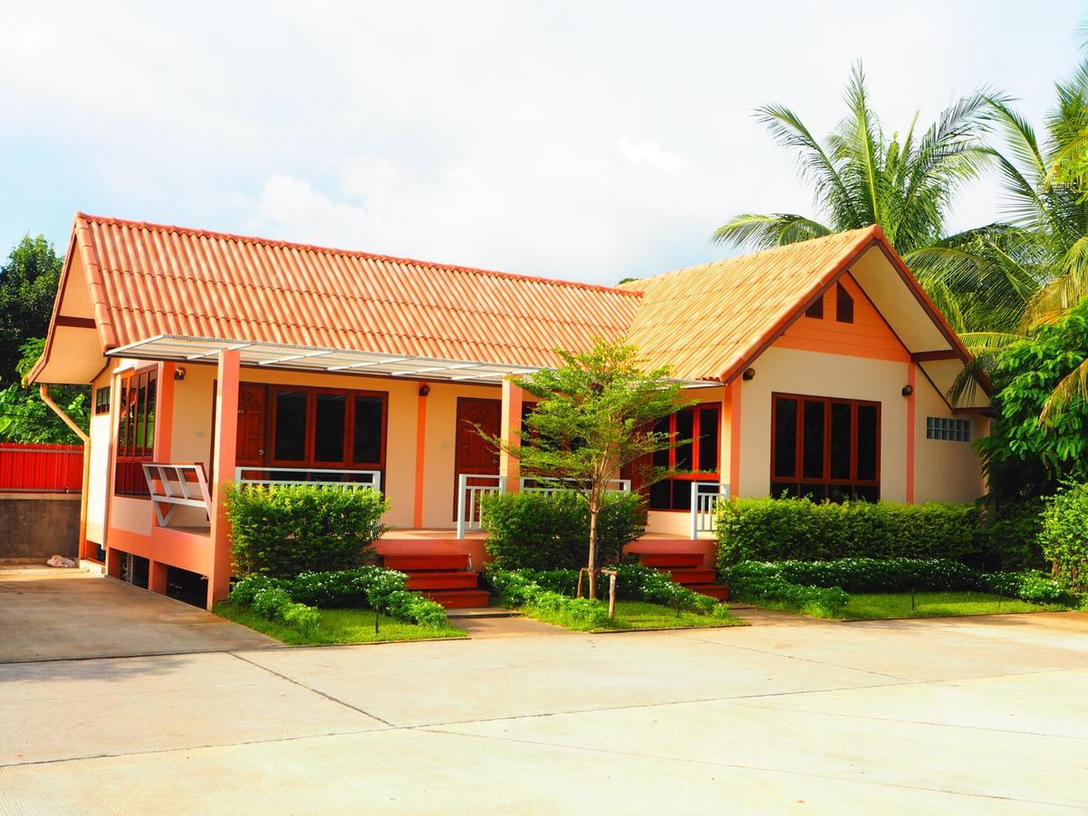 Bansuansiriwat Hotel Ban Tak Exterior foto
